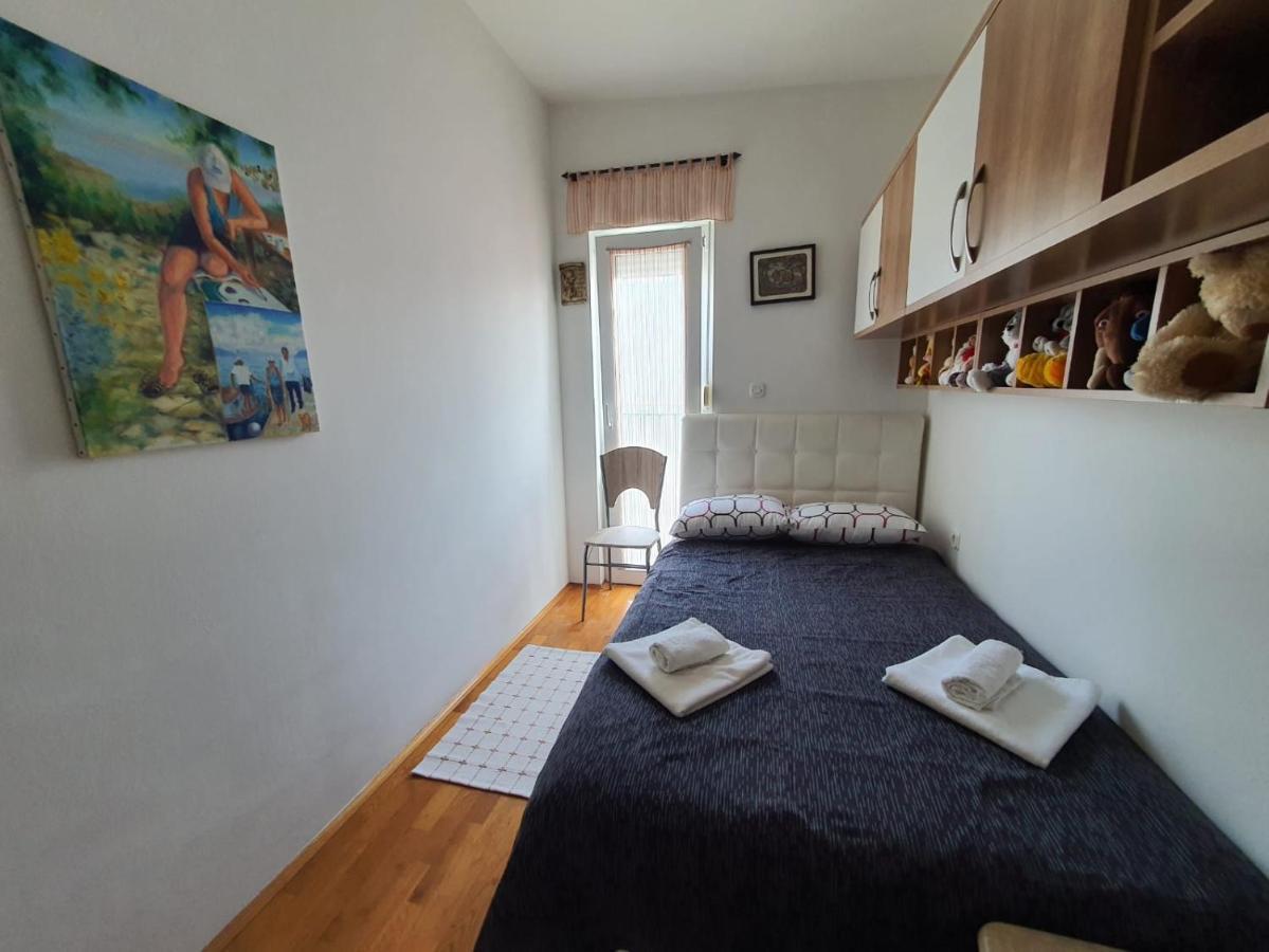 Apartment Sara Умаг Екстер'єр фото