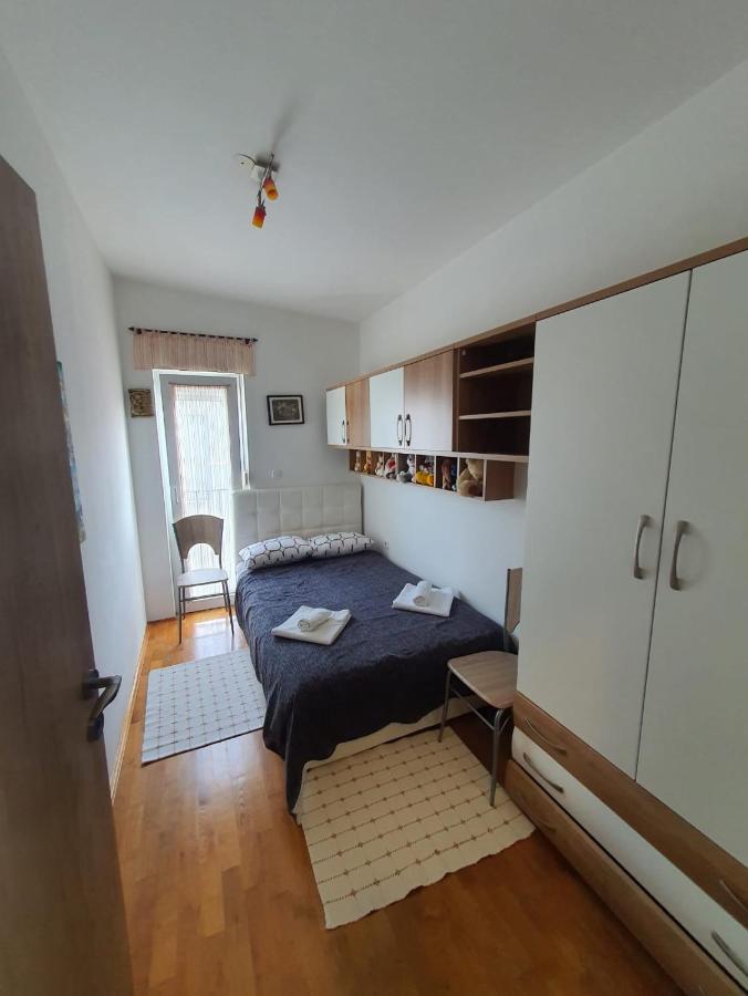Apartment Sara Умаг Екстер'єр фото