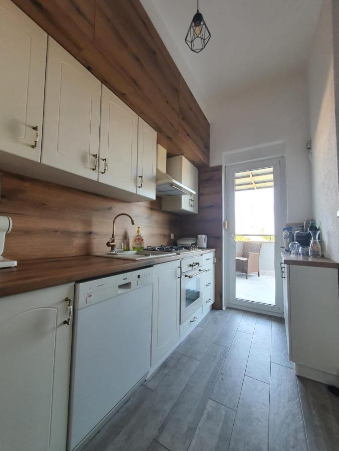 Apartment Sara Умаг Екстер'єр фото